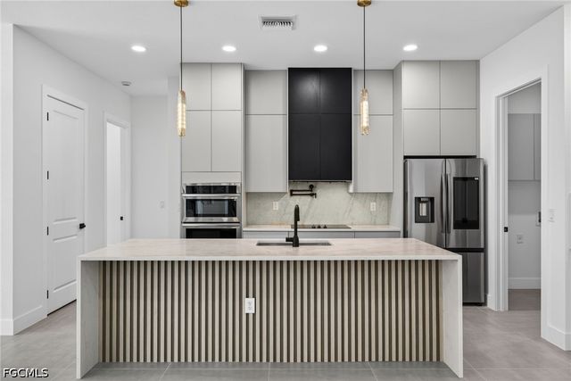 1715 SW 4th ST, Cape Coral, FL 33991