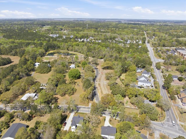 1326 Willow Pond Road 7, Mount Pleasant, SC 29466