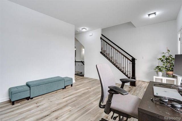 58648 Losino Drive, South Lyon, MI 48178