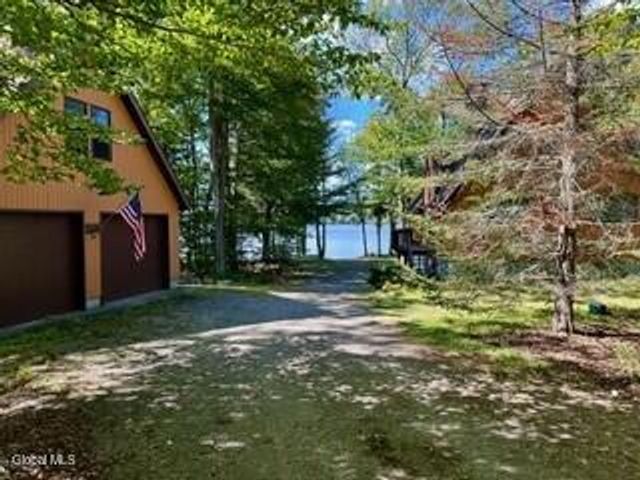 599 S Shore Road, Gloversville, NY 12078