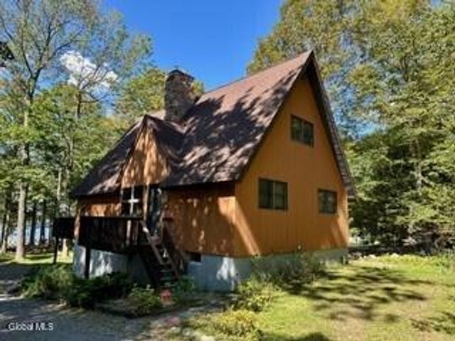 599 S Shore Road, Gloversville, NY 12078