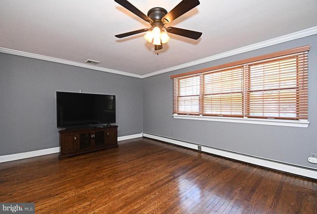 3012 OLD WELSH RD, Willow Grove, PA 19090