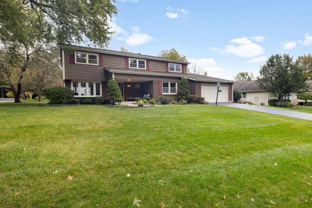 983 Bosworthfield Road, Barrington, IL 60010 — photo 2