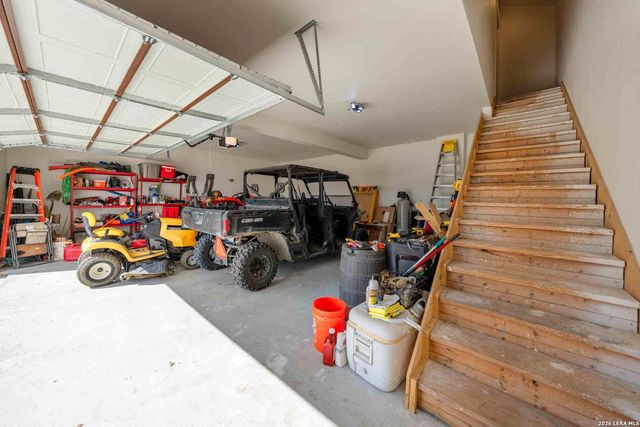 147 Gray Wolf, Blanco, TX 78606
