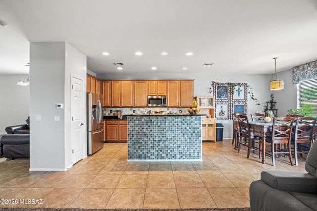 7069 W Fall Haven Way, Tucson, AZ 85757