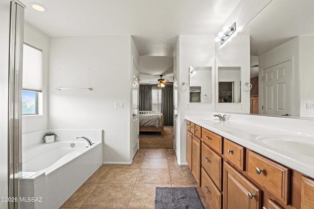 7069 W Fall Haven Way, Tucson, AZ 85757