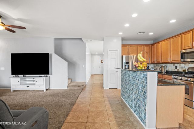 7069 W Fall Haven Way, Tucson, AZ 85757
