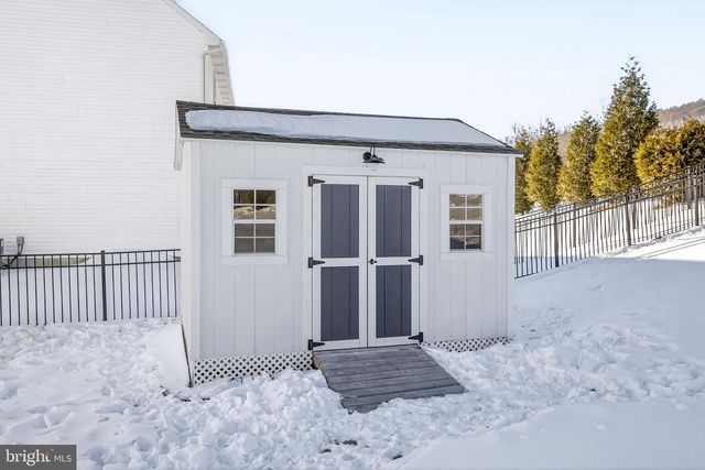 2705 BOX ELDER CT, Harrisburg, PA 17112