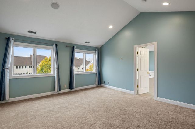 517 River Street Street, Minneapolis, MN 55401