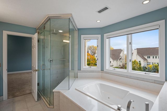 517 River Street Street, Minneapolis, MN 55401