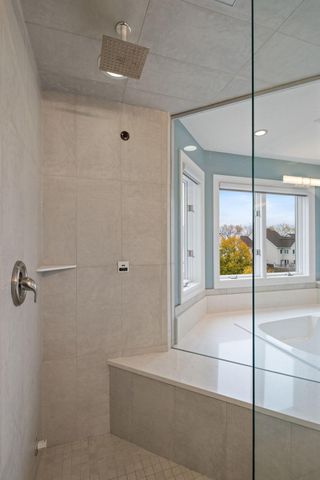 517 River Street Street, Minneapolis, MN 55401