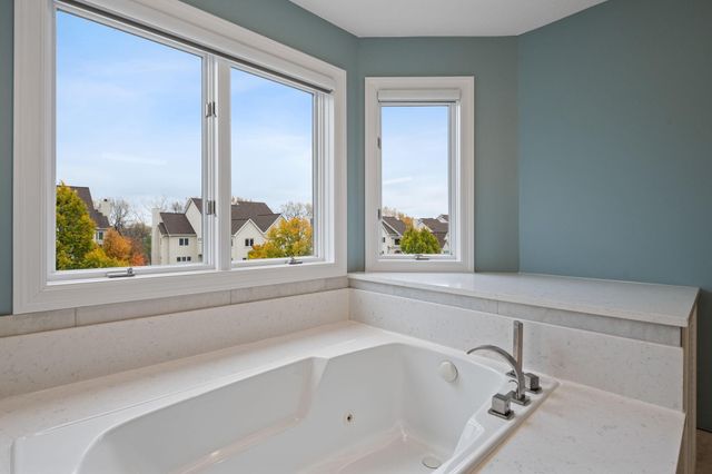 517 River Street Street, Minneapolis, MN 55401