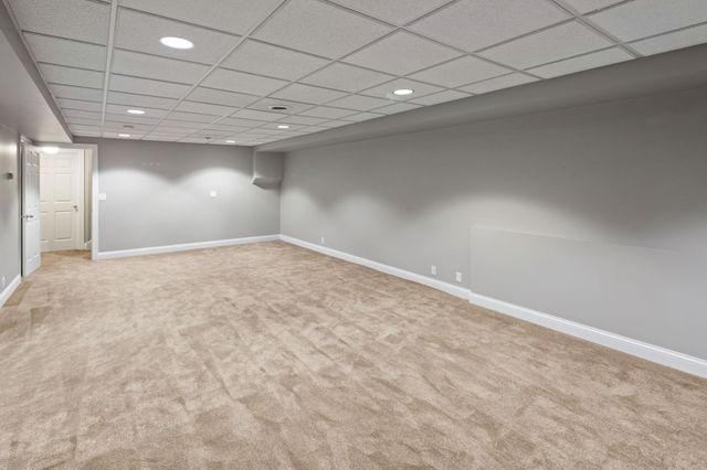 517 River Street Street, Minneapolis, MN 55401