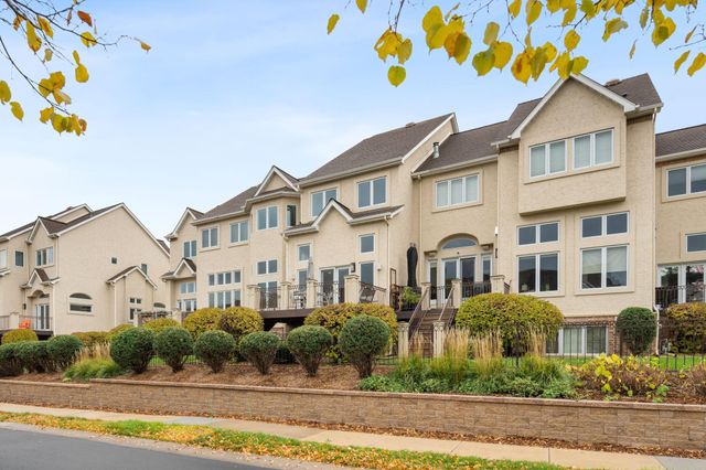 517 River Street Street, Minneapolis, MN 55401