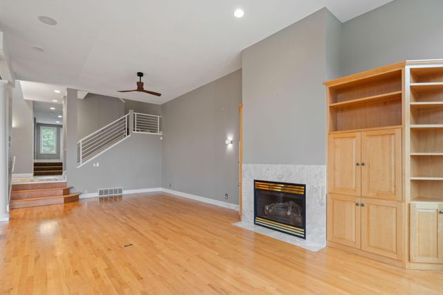 517 River Street Street, Minneapolis, MN 55401