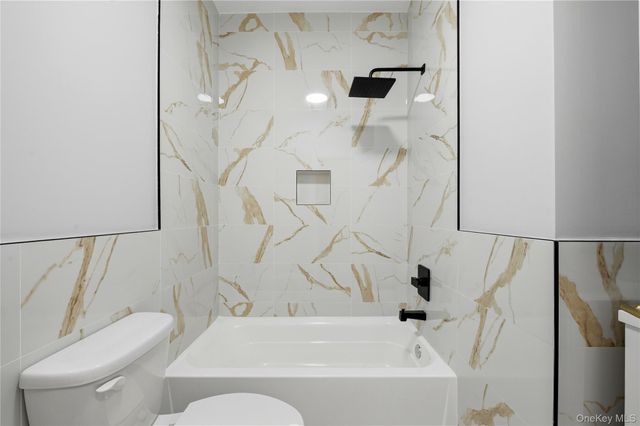 15 Manchester Road, Rock Hill, NY 12775