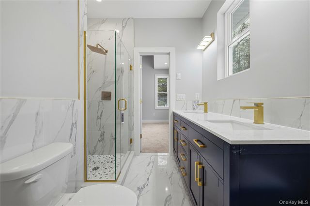 15 Manchester Road, Rock Hill, NY 12775