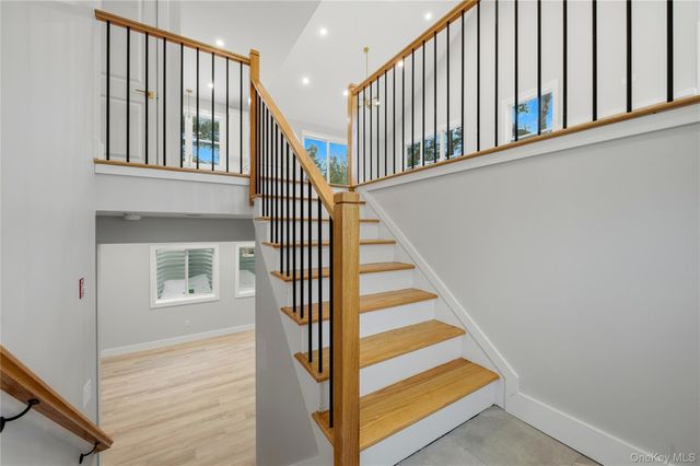 15 Manchester Road, Rock Hill, NY 12775