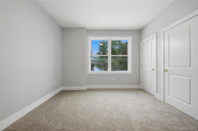 15 Manchester Road, Rock Hill, NY 12775