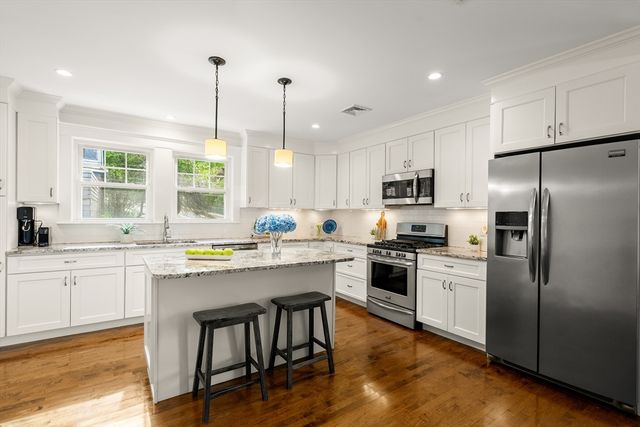 45 Hillside 2, Arlington, MA 02476