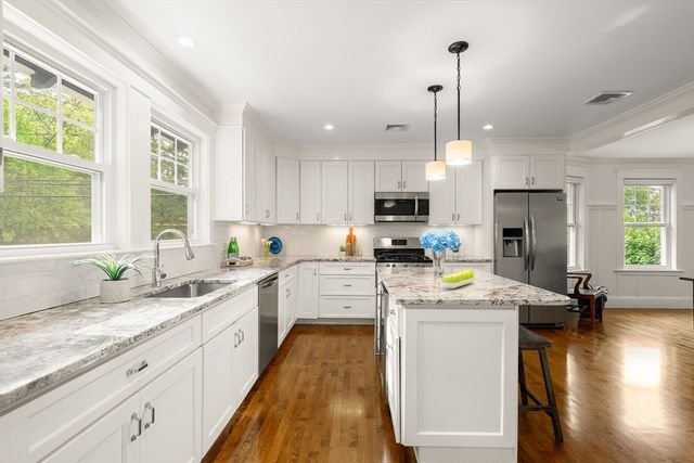45 Hillside 2, Arlington, MA 02476