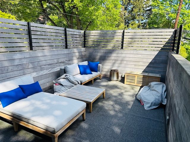 45 Hillside 2, Arlington, MA 02476
