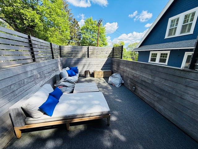 45 Hillside 2, Arlington, MA 02476