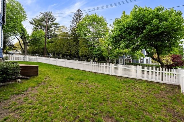 45 Hillside 2, Arlington, MA 02476
