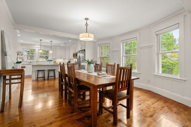 45 Hillside 2, Arlington, MA 02476