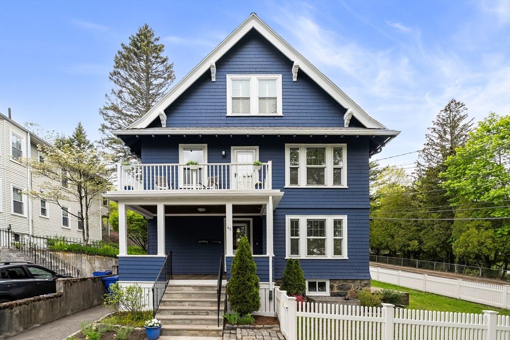 45 Hillside 2, Arlington, MA 02476