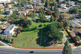 4058 Treat Boulevard, Concord, CA 94518