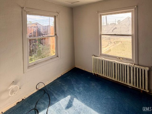 1304 Shasta Street, Bakersfield, CA 93308