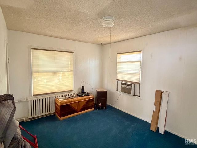 1304 Shasta Street, Bakersfield, CA 93308