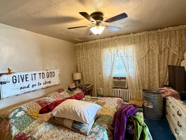 1304 Shasta Street, Bakersfield, CA 93308