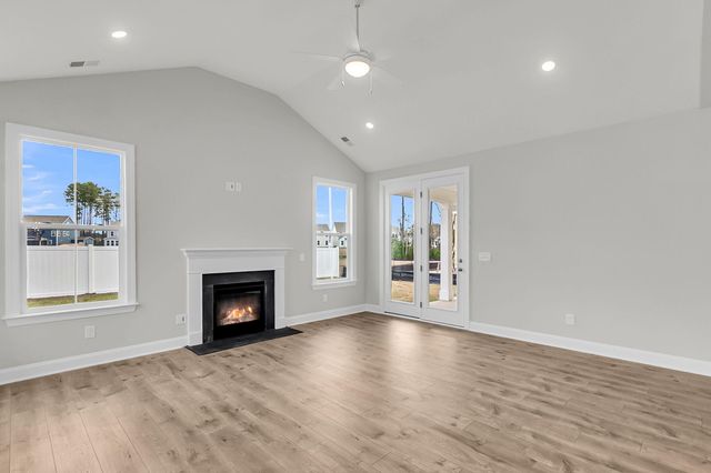 726 Maynard Lane, Summerville, SC 29486