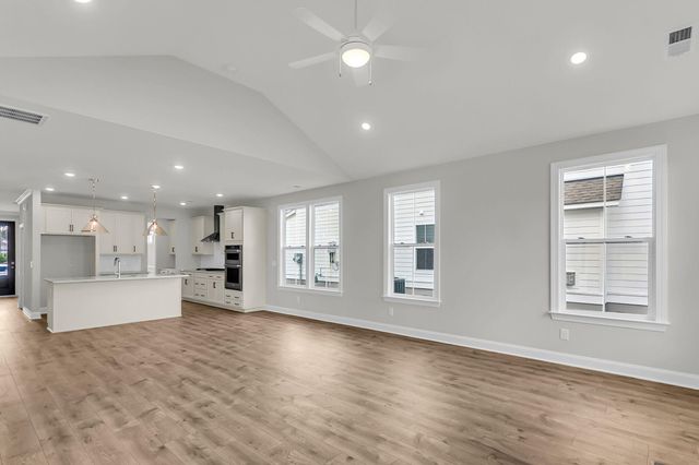 726 Maynard Lane, Summerville, SC 29486