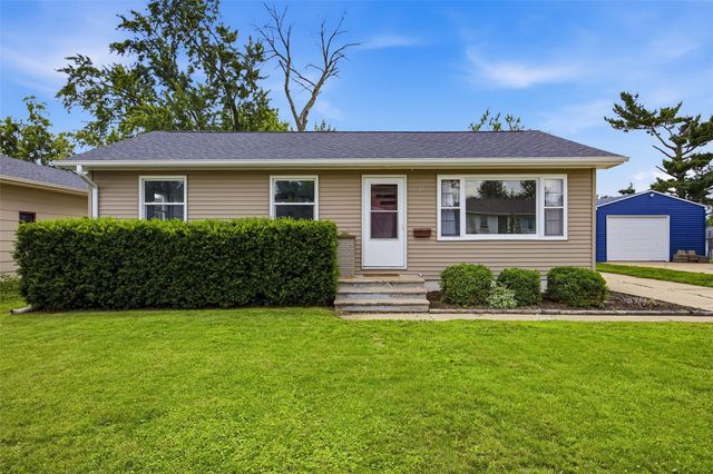 1621 47th st NE, Cedar Rapids, IA 52402