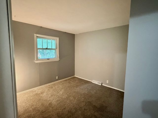 3324 Eastern Avenue, Davenport, IA 52807