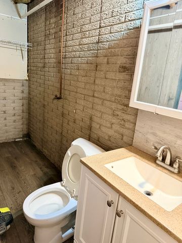3324 Eastern Avenue, Davenport, IA 52807