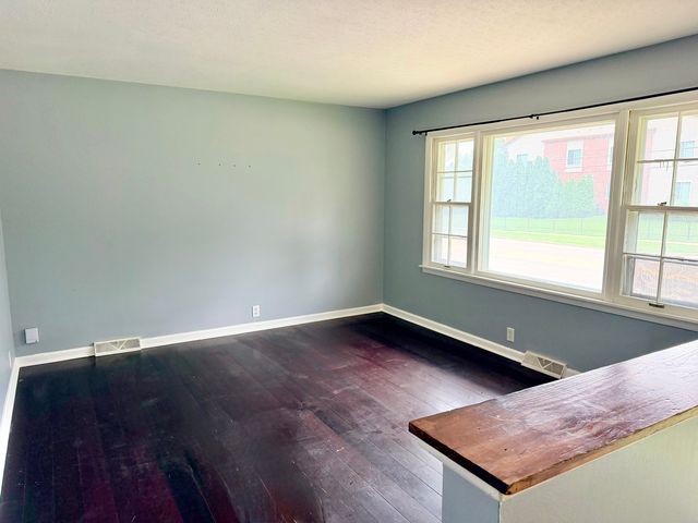 3324 Eastern Avenue, Davenport, IA 52807