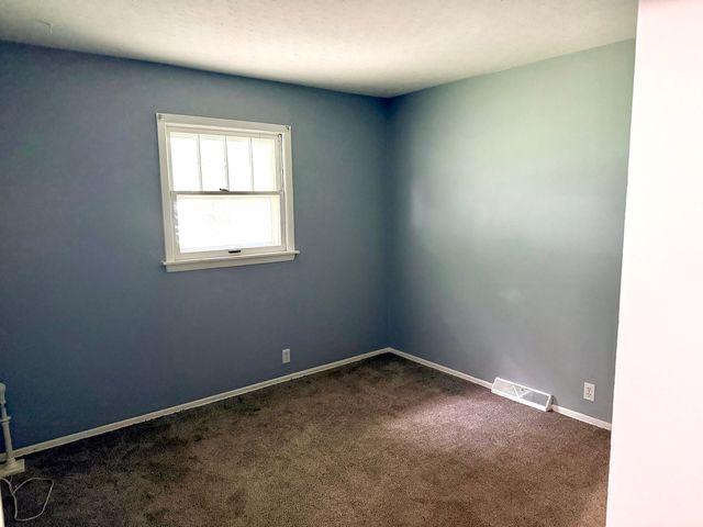 3324 Eastern Avenue, Davenport, IA 52807