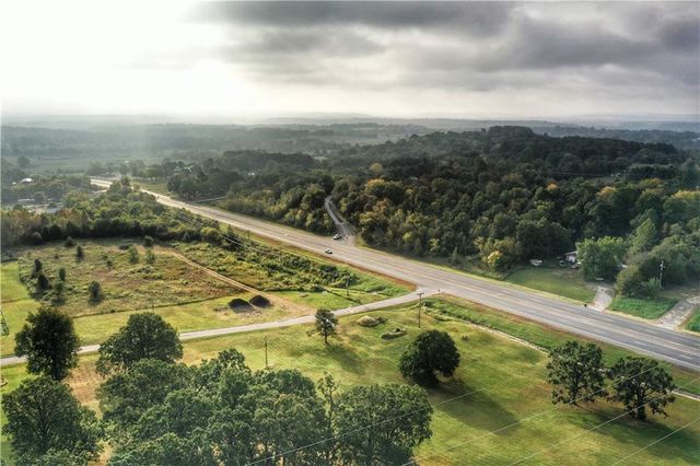 2497 E Aarons Drive, Springdale, AR 72764