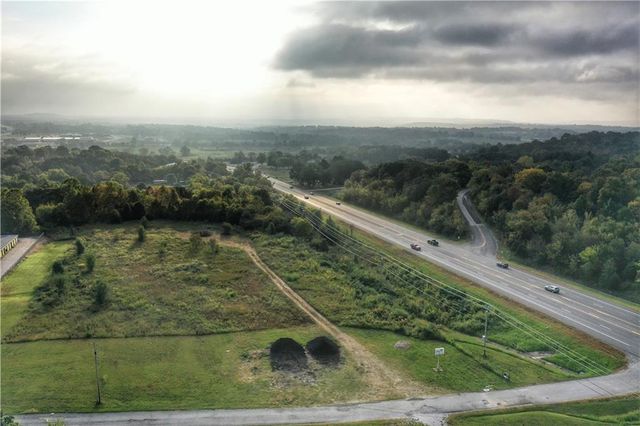 2497 E Aarons Drive, Springdale, AR 72764