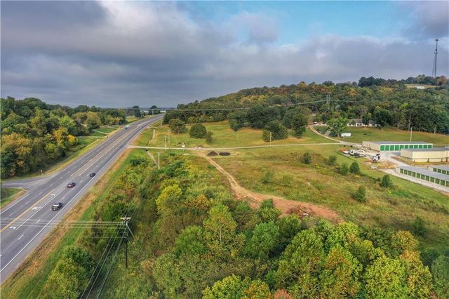 2497 E Aarons Drive, Springdale, AR 72764