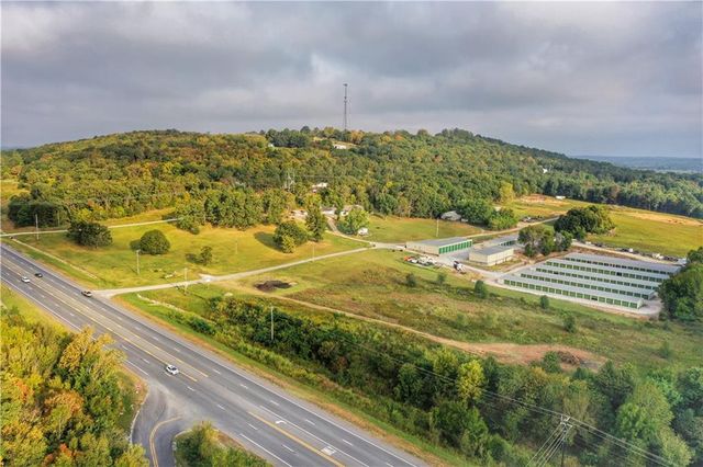 2497 E Aarons Drive, Springdale, AR 72764