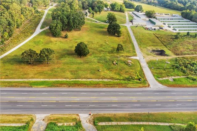 2497 E Aarons Drive, Springdale, AR 72764