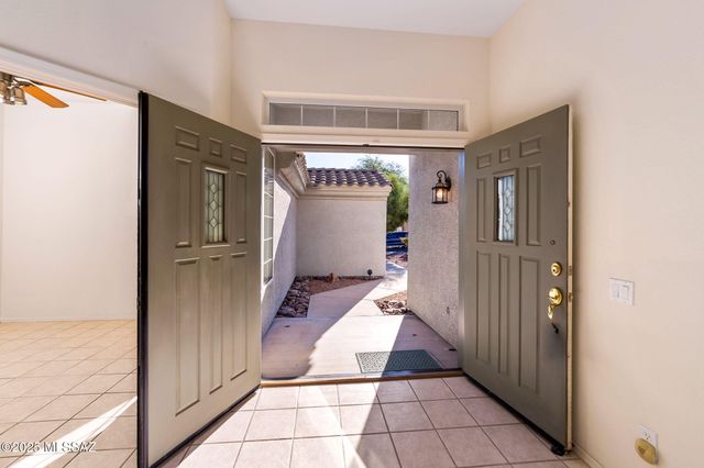 13122 N Rivercane Loop, Marana, AZ 85658