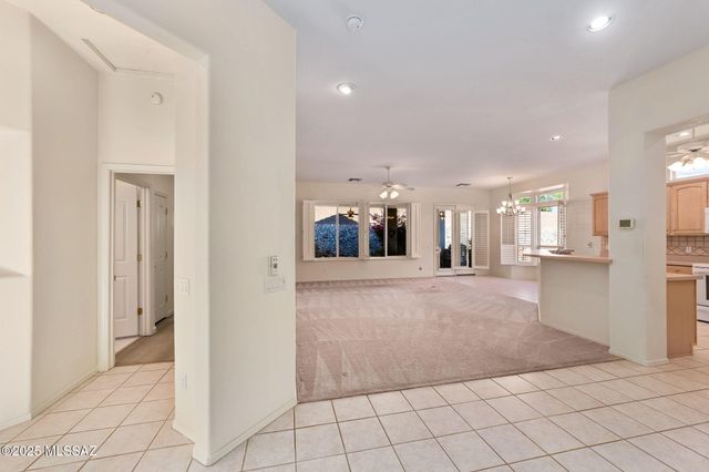 13122 N Rivercane Loop, Marana, AZ 85658