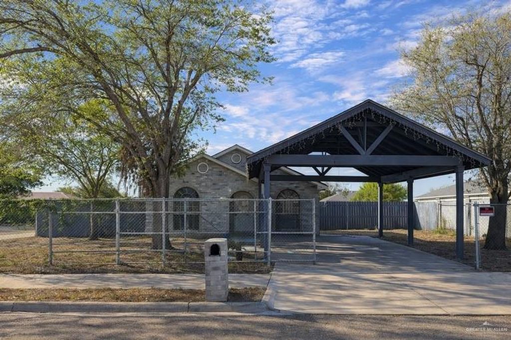 2706 Honolulu Drive, Weslaco, TX 78596