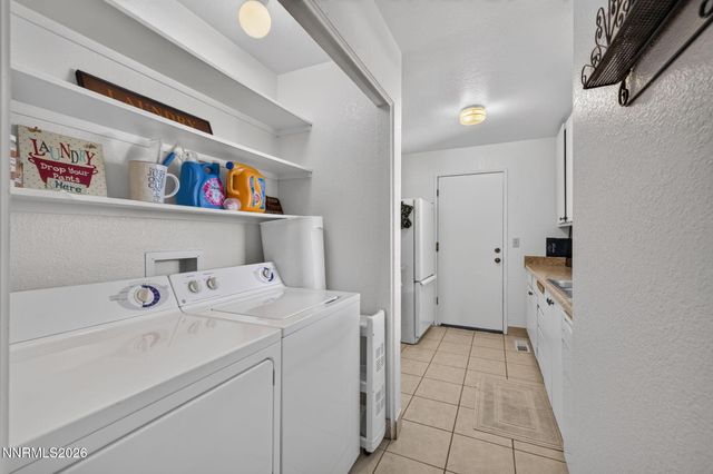 11033 Zeolite Drive, Reno, NV 89506